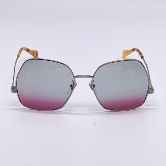 NEW Authentic GUCCI GG0972S 004 WOMEN'S
GUCCI SUNGLASSES - Picture 4 of 13